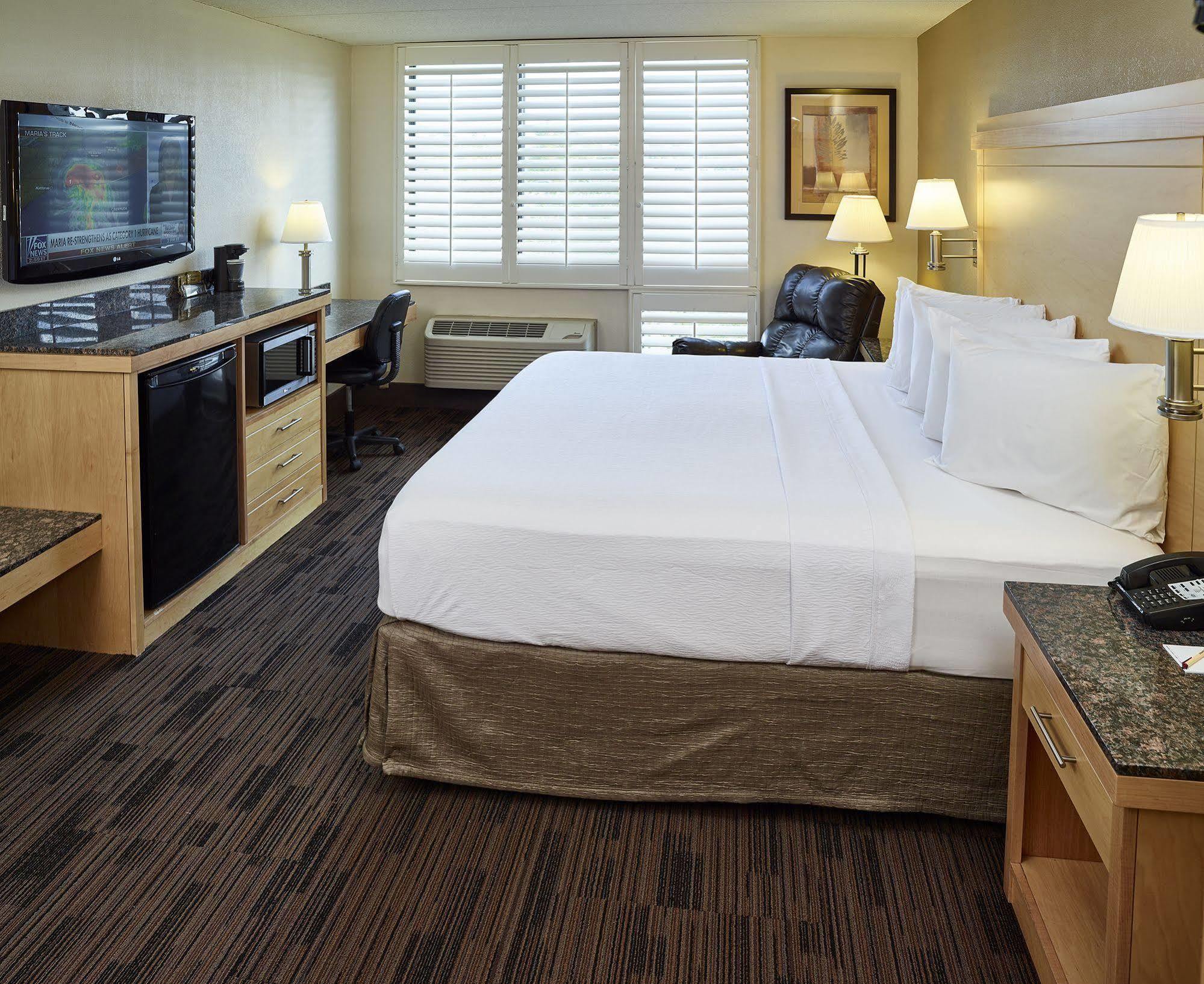 Livinn Hotel St Paul East / Maplewood Extérieur photo